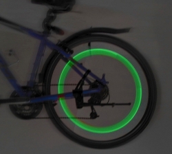 Svítící ventilek na kolo LED 2ks zelený